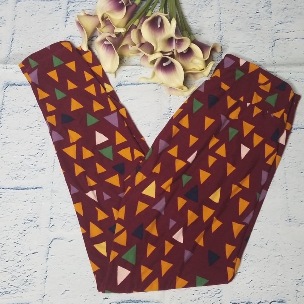 Lularoe One Size Triangle Print Leggings